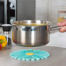 Daisy Trivet