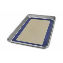 Jelly Roll Pan W/Mat