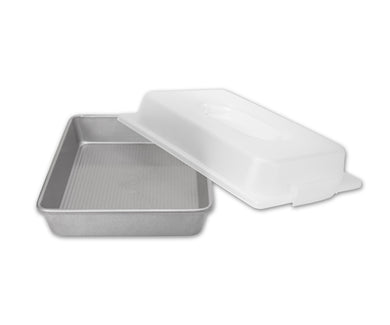 Cake Pan W/Lid