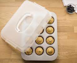 Muffin Pan With Lid